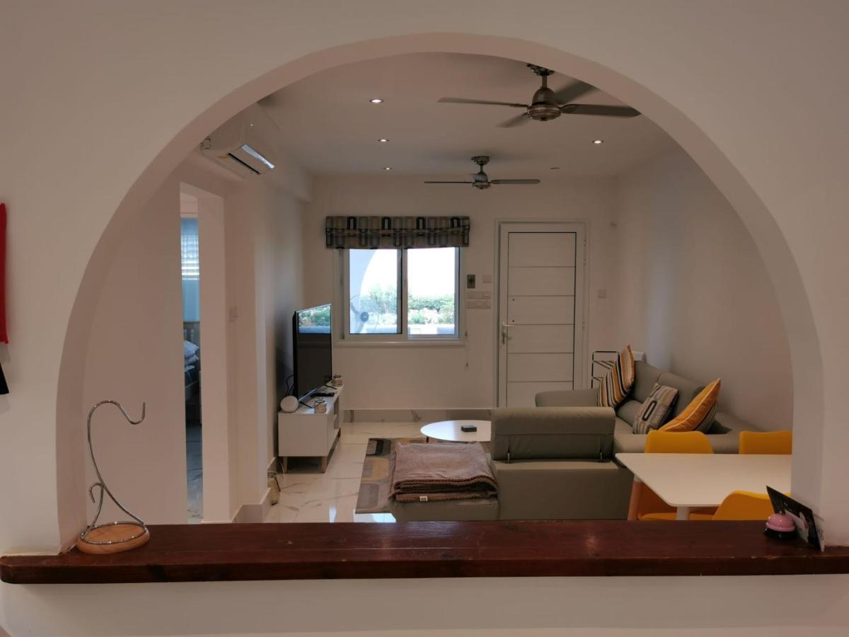Paphos Gardens Apartment Luaran gambar